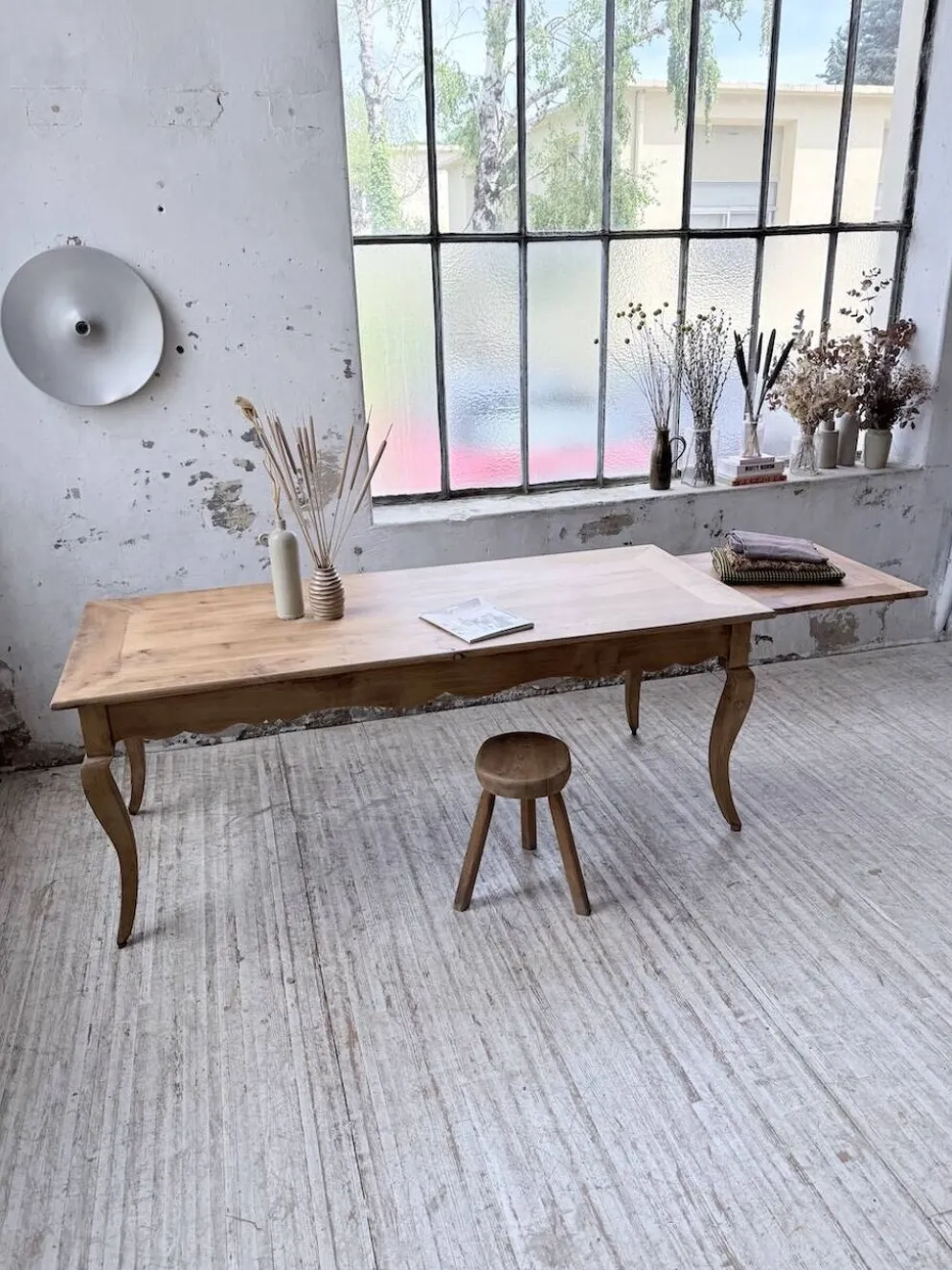 Table de ferme merisier pieds galbés XIXème