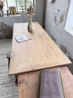 Table de ferme merisier pieds galbés XIXème