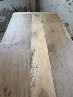 Table de ferme noyer pieds fuseaux 1950