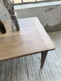 Table de ferme noyer pieds fuseaux 1950