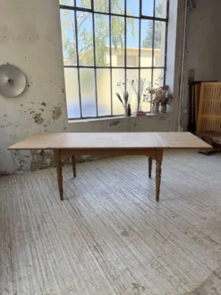 Table de ferme noyer à rallonges 150-250cm