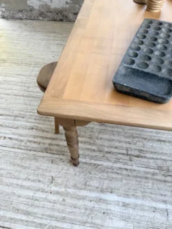 Table de ferme noyer à rallonges 150-250cm