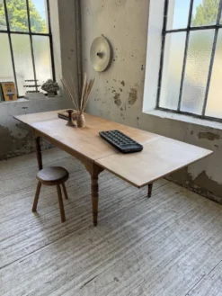 Table de ferme noyer à rallonges 150-250cm