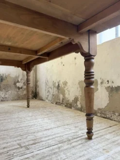 Table de ferme noyer à rallonges 150-250cm