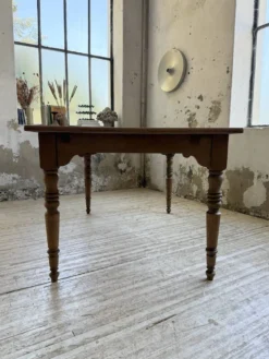 Table de ferme noyer à rallonges 150-250cm