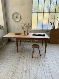 Table de ferme noyer à rallonges 150-250cm