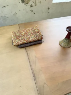 Table de ferme noyer à rallonges 150-250cm