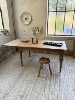 Table de ferme noyer à rallonges 150-250cm