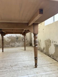 Table de ferme noyer à rallonges 150-250cm