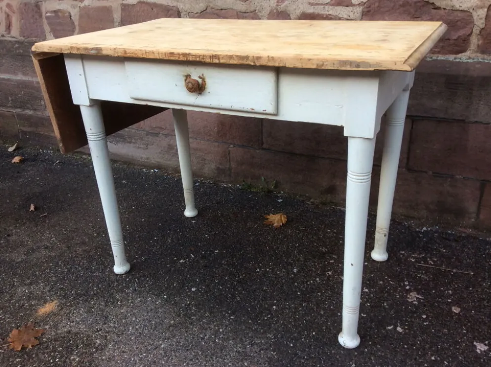 Table de ferme ou bistrot vintage 1920 brasserie france shabby chic