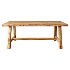 Table de ferme rénovée