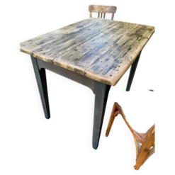 Table de ferme rénovée noire et bois brut