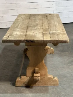 Table de ferme rustique