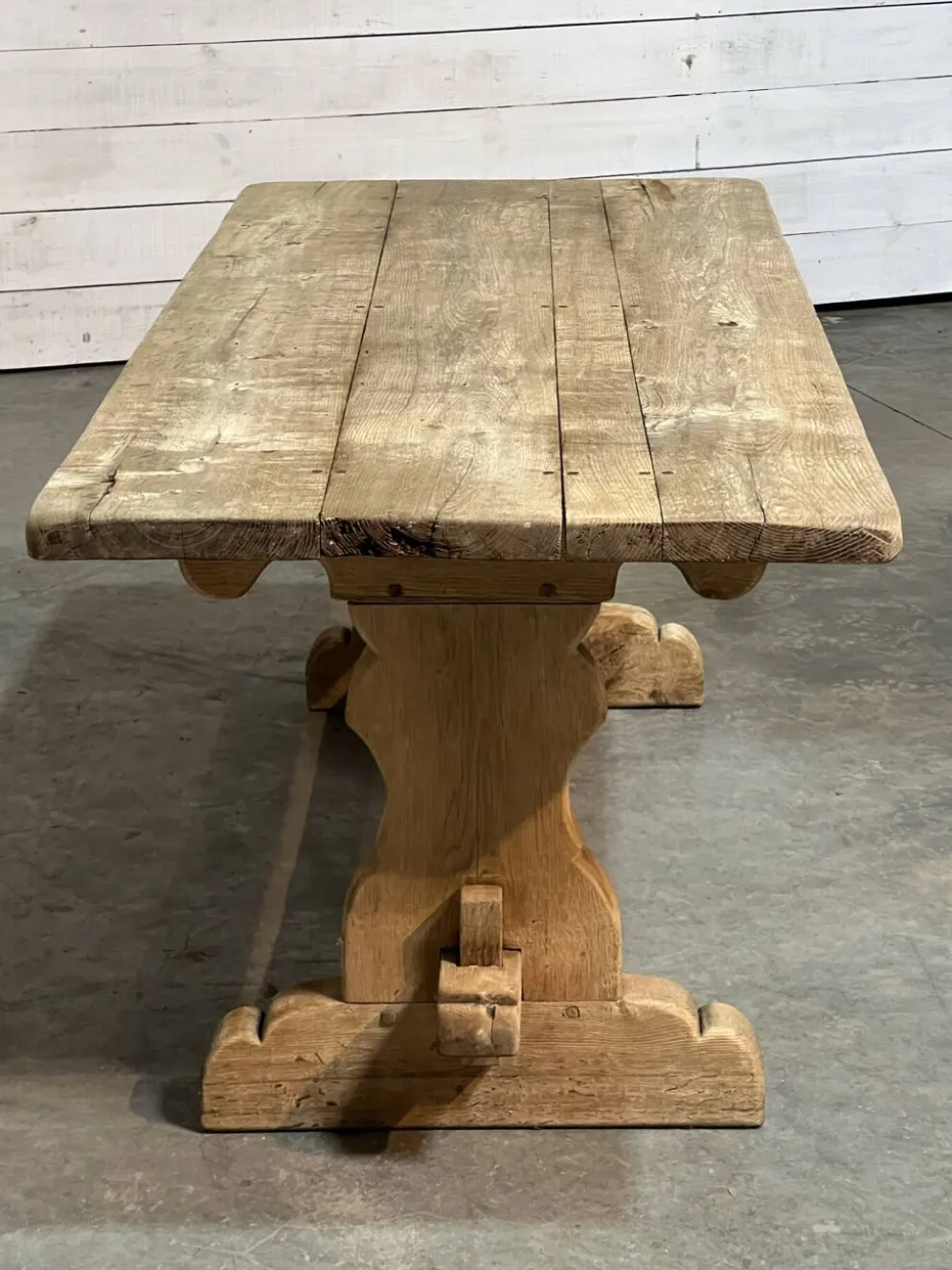 Table de ferme rustique