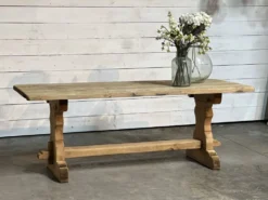 Table de ferme rustique