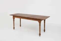 Table de ferme rustique en chêne, France, années 1850