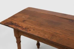 Table de ferme rustique en chêne, France, années 1850