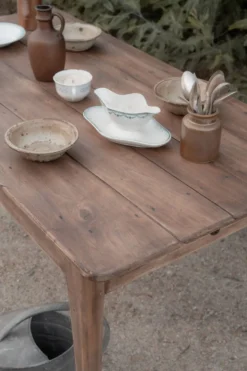 Table de ferme rustique rénovée