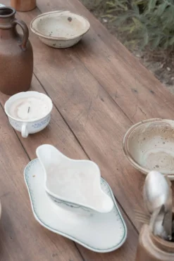 Table de ferme rustique rénovée