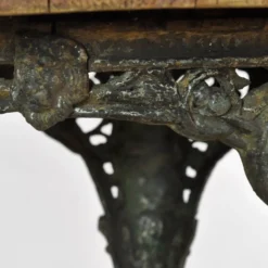 Table de jardin en fonte avec plateau en pin