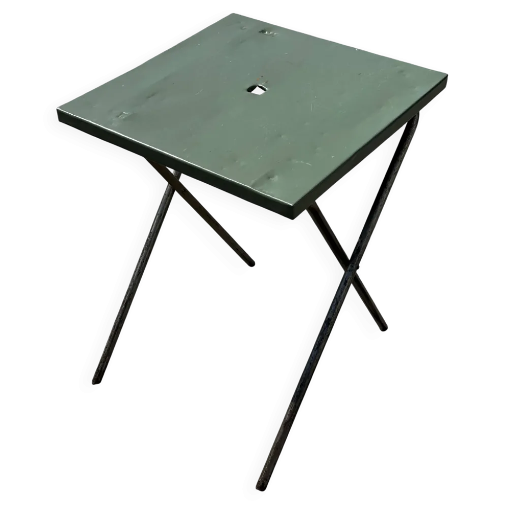 Table de jardin ou bistro pliante en tôle kaki début années 50