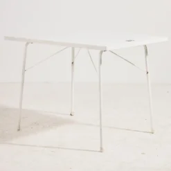 Table de jardin pliante par Karasek