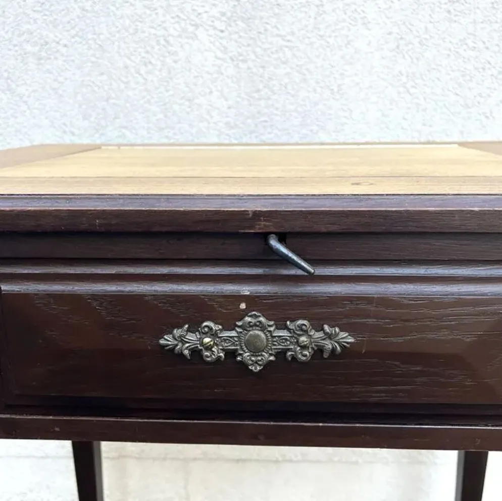 Table de jeux ancienne en bois