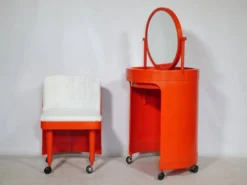 Table de maquillage en plastique par Studio Kastilia pour Fanini Fain S.P.A., années 1970.
