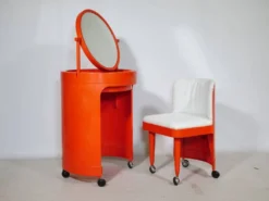 Table de maquillage en plastique par Studio Kastilia pour Fanini Fain S.P.A., années 1970.