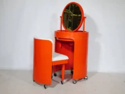 Table de maquillage en plastique par Studio Kastilia pour Fanini Fain S.P.A., années 1970.