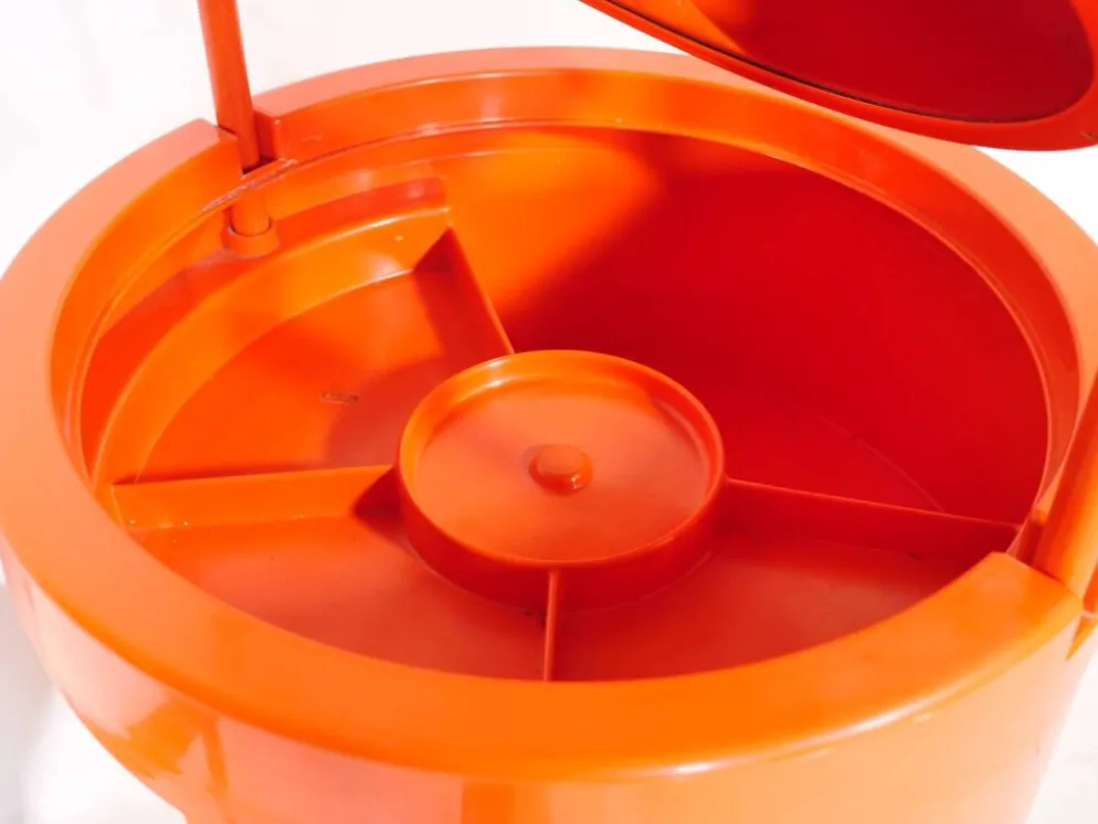 Table de maquillage en plastique par Studio Kastilia pour Fanini Fain S.P.A., années 1970.
