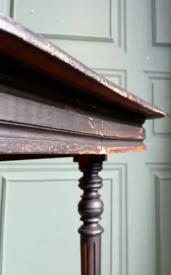 Table de milieu, bureau Napoléon III en bois massif 19ème siècle