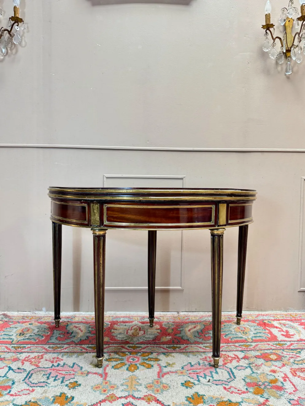 TABLE DEMI LUNE EN ACAJOU D’ÉPOQUE LOUIS XVI XVIII EME SIÈCLE