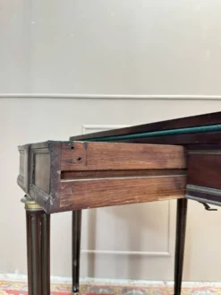 TABLE DEMI LUNE EN ACAJOU D’ÉPOQUE LOUIS XVI XVIII EME SIÈCLE