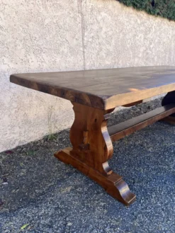 Table de monastère 1920