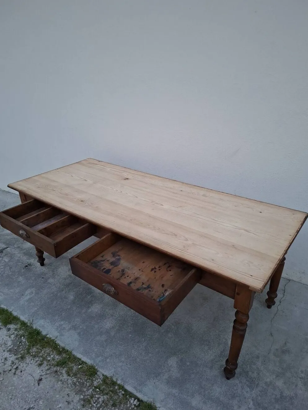 Table de métier ancienne, 2 tiroirs, piètements Louis Philippe