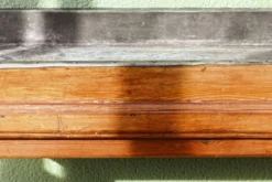 Table de métier, début 20ème, en bois et zinc riveté