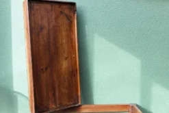 Table de métier, début 20ème, en bois et zinc riveté