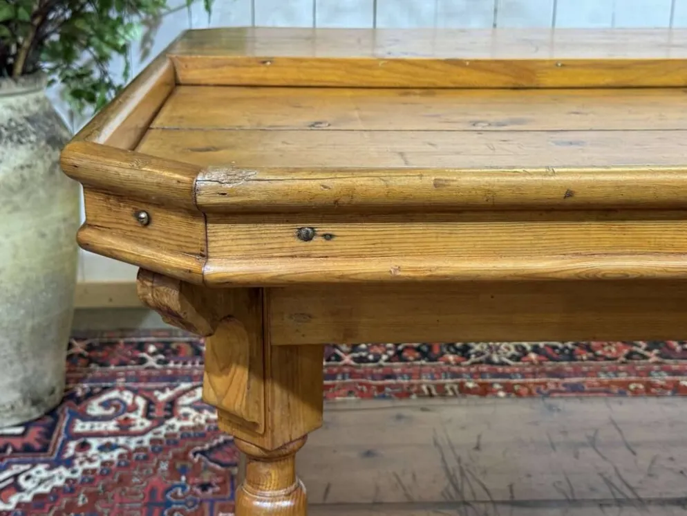 Table de métiers 19ème en sapin d'origine anglaise