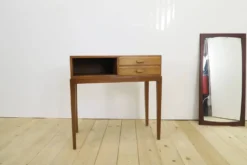 Table d'entrée en hêtre, années 1960