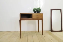 Table d'entrée en hêtre, années 1960