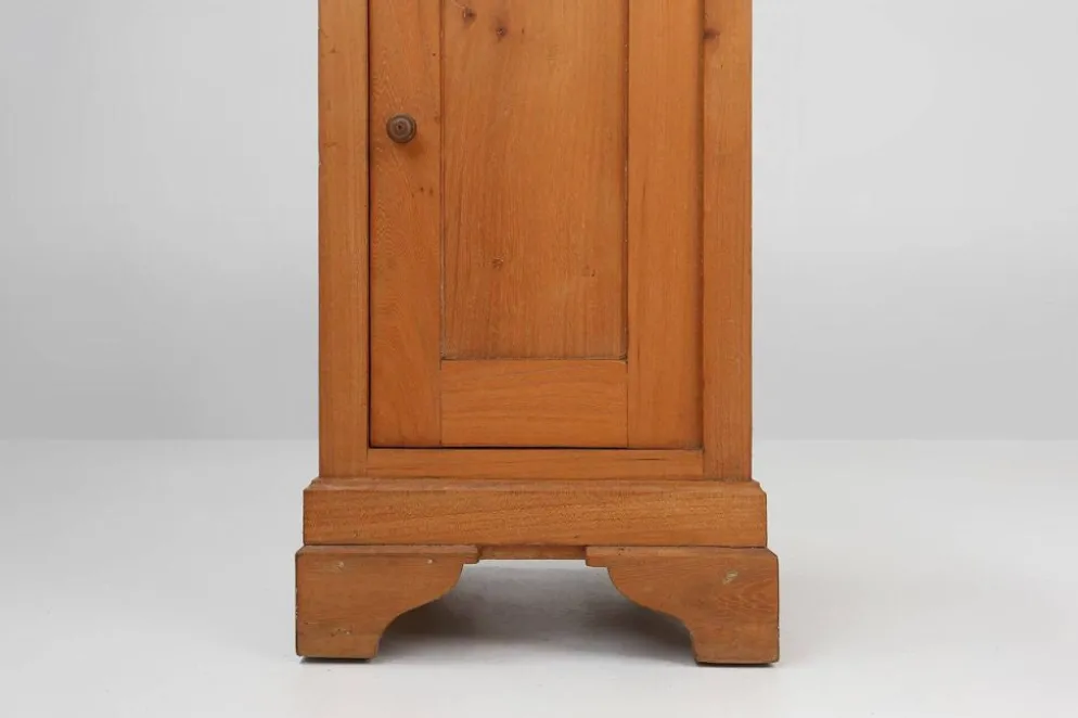 Table de nuit Art Déco en bois de pin, France, années 1930