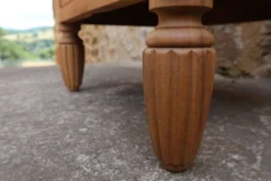 Table de nuit Art Déco rénovée en noyer massif