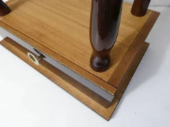 table de nuit chevet en bois laqué et laiton