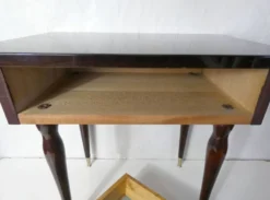 table de nuit chevet en bois laqué et laiton