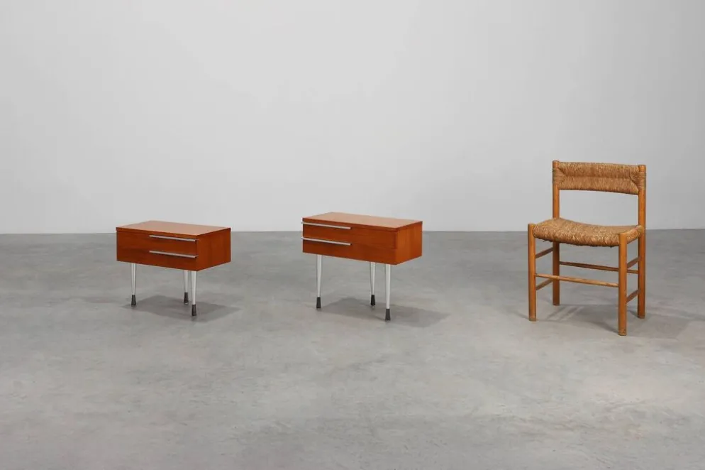 Table de nuit française moderne du milieu du siècle en placage teal et chrome, années 1960.