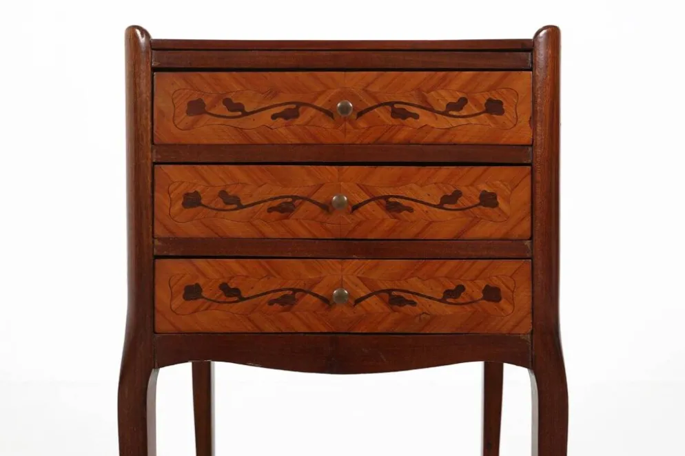 Table de nuit ou petit cabinet de style Napoléon III du 20e siècle