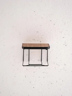 Table de nuit suspendue en teck et métal