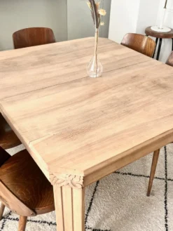 Table de repas art déco bois massif