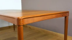 Table de Repas Danoise en Teck de Henry Walter Klein Édition Bramin 1960